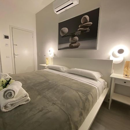 Roma Centro Softrooms Guest House Affittacamere מראה חיצוני תמונה