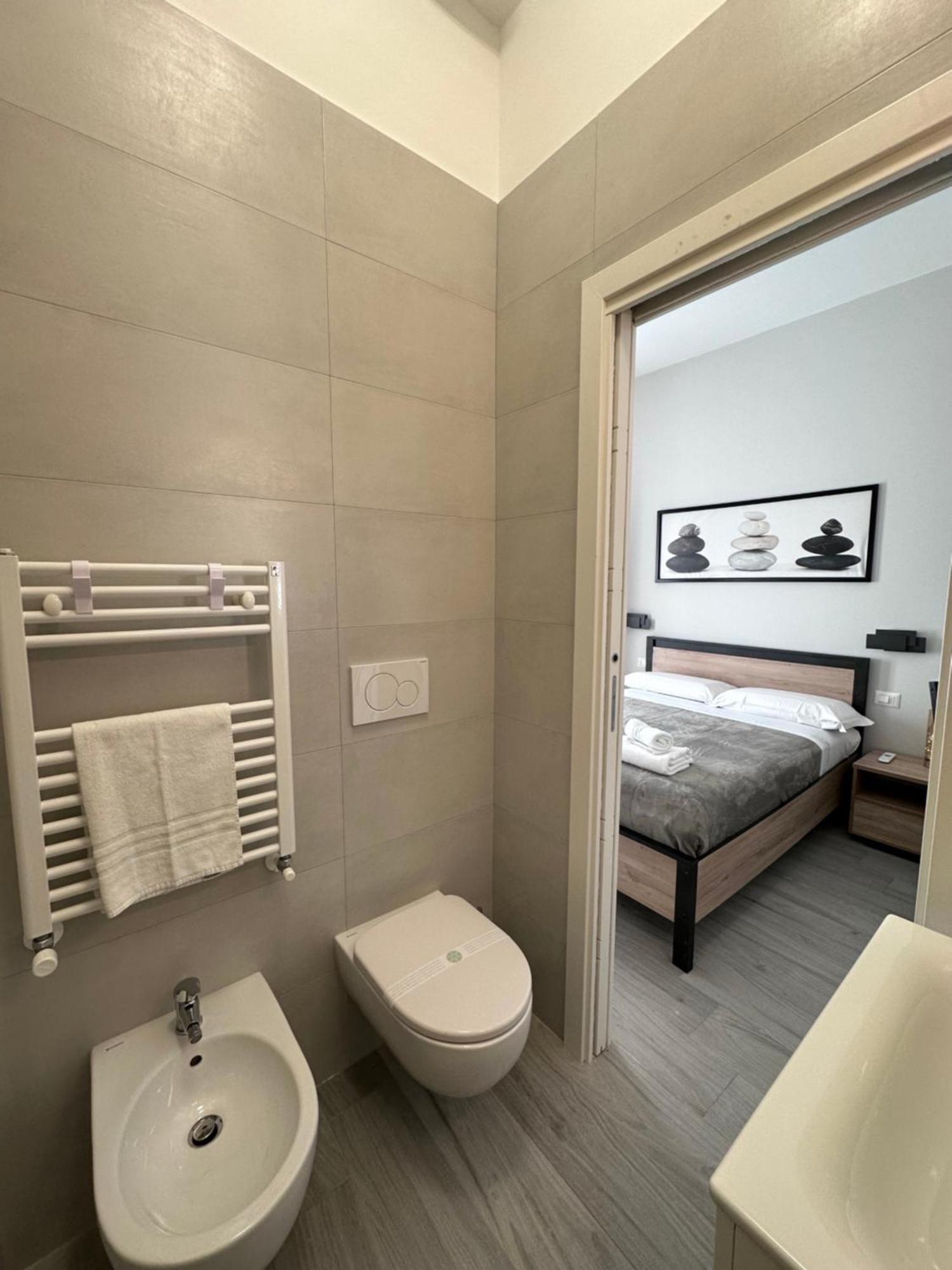 Roma Centro Softrooms Guest House Affittacamere מראה חיצוני תמונה