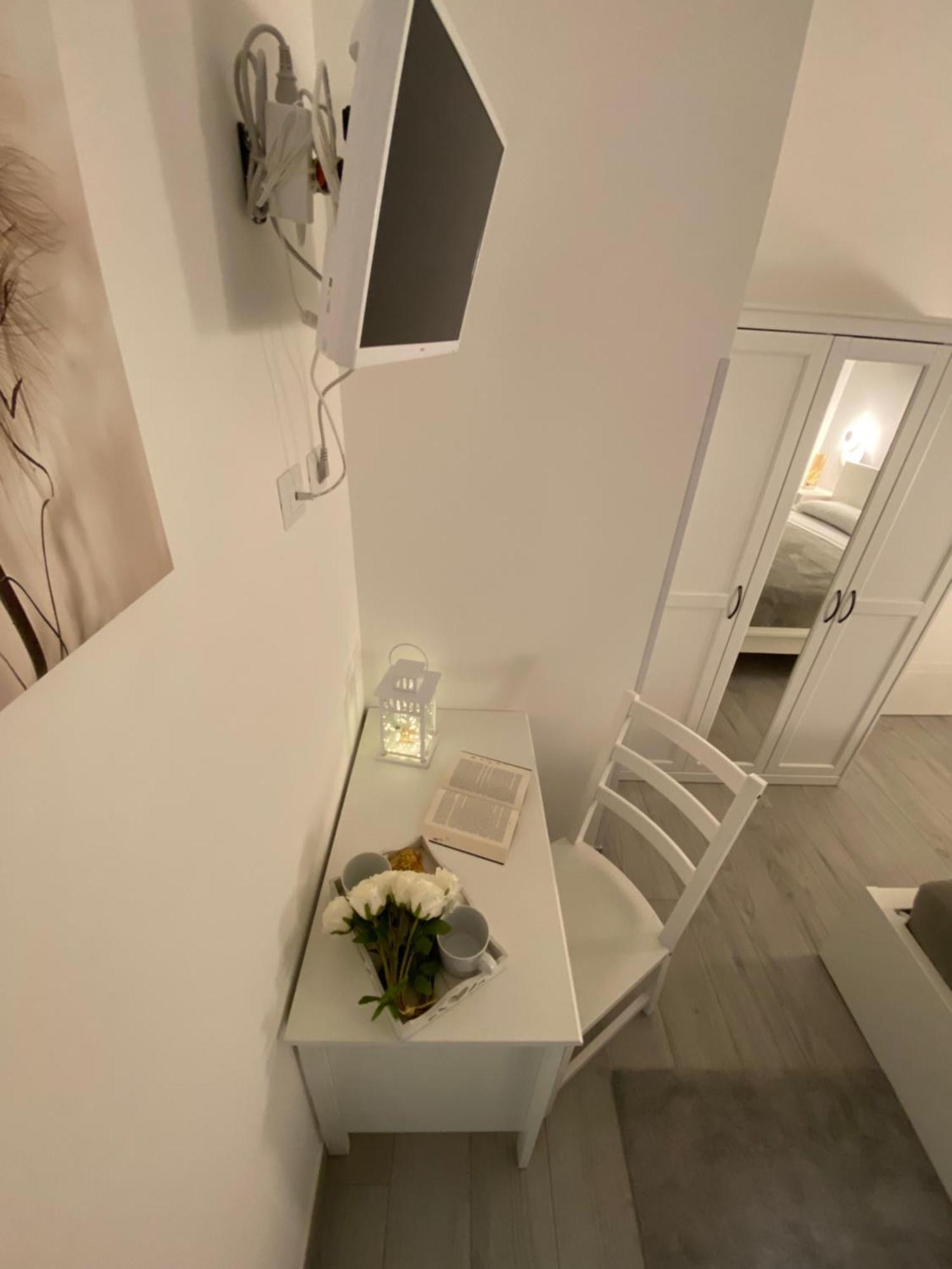 Roma Centro Softrooms Guest House Affittacamere מראה חיצוני תמונה