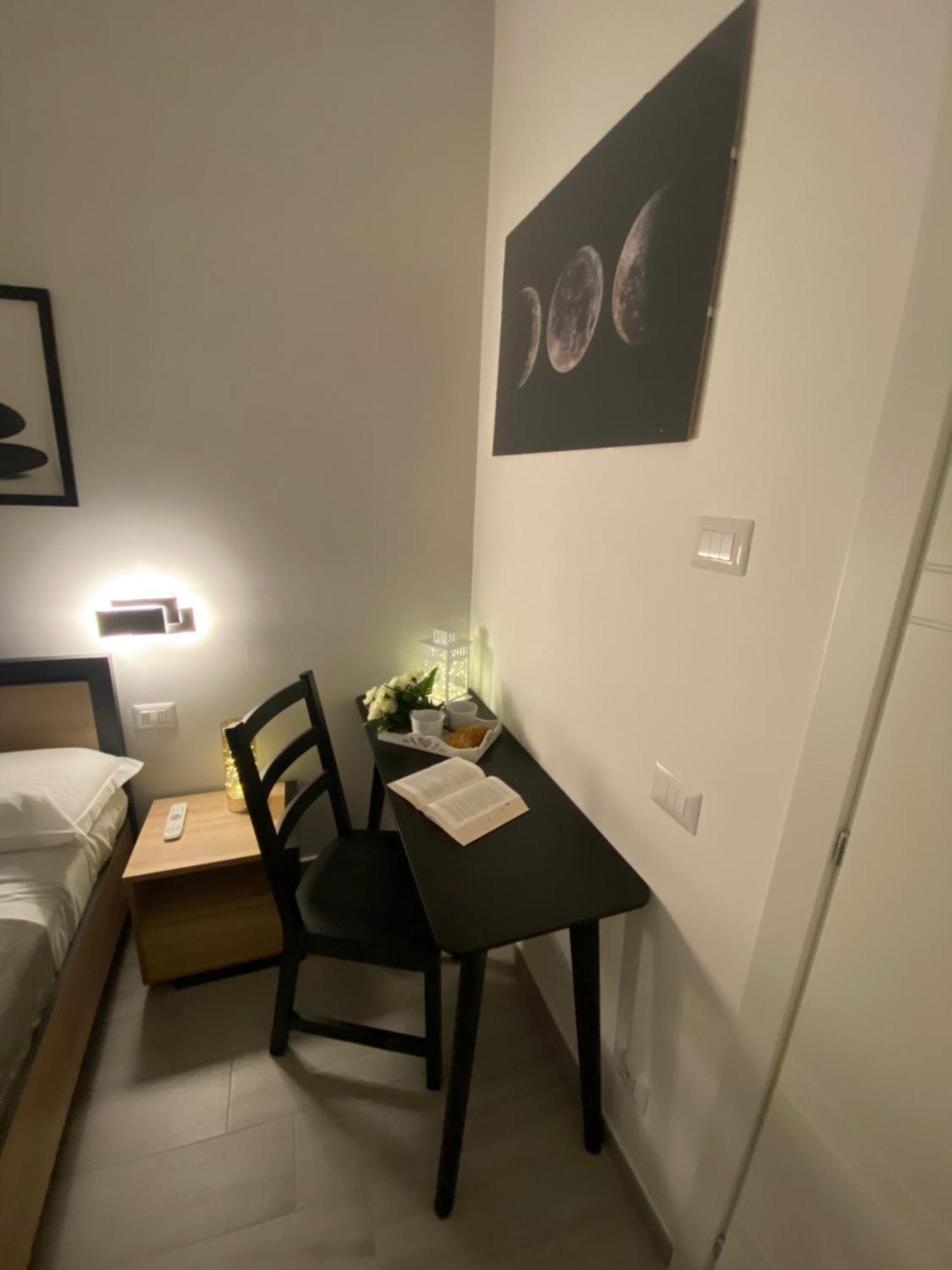 Roma Centro Softrooms Guest House Affittacamere מראה חיצוני תמונה