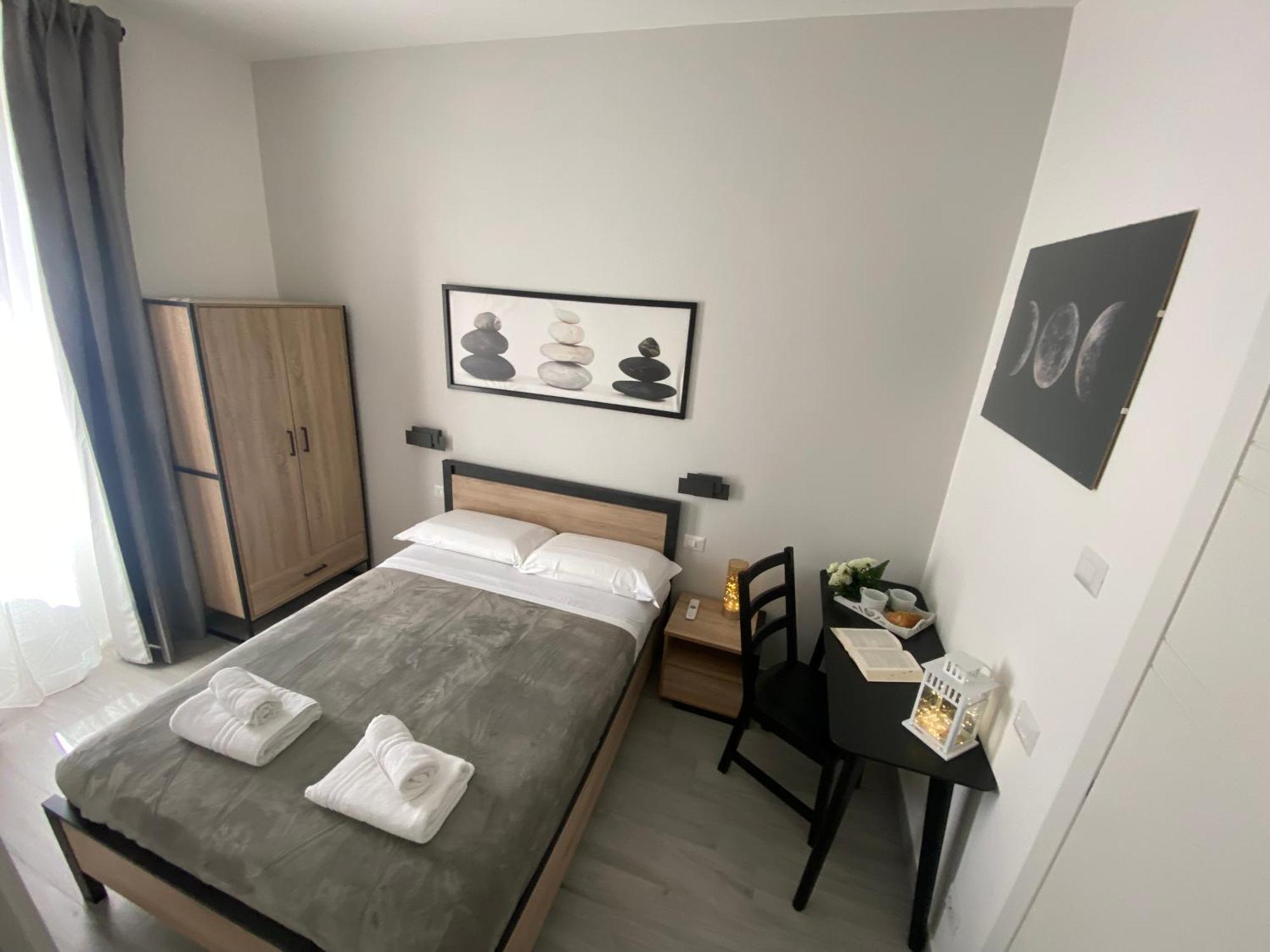 Roma Centro Softrooms Guest House Affittacamere מראה חיצוני תמונה
