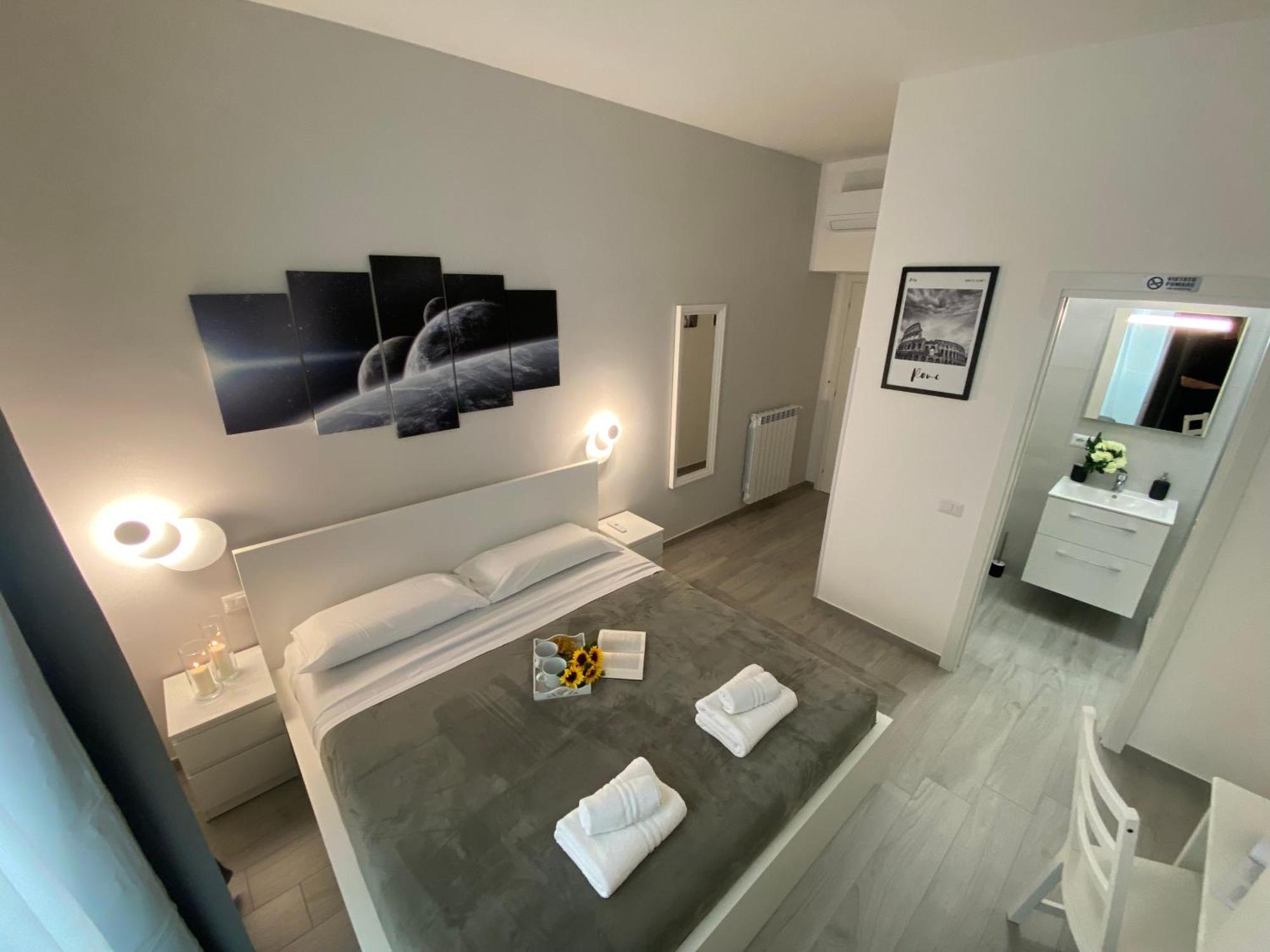Roma Centro Softrooms Guest House Affittacamere מראה חיצוני תמונה