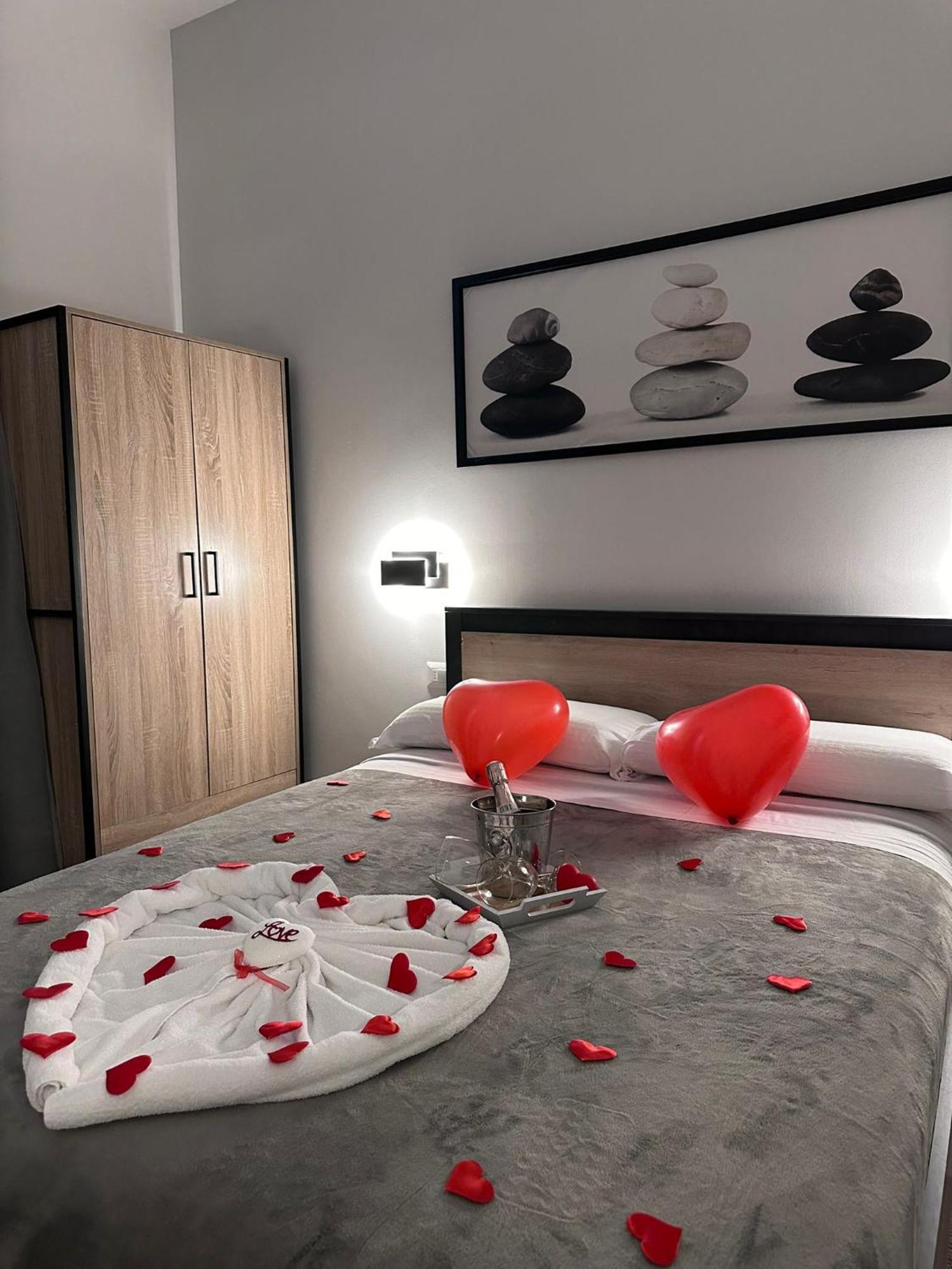 Roma Centro Softrooms Guest House Affittacamere מראה חיצוני תמונה